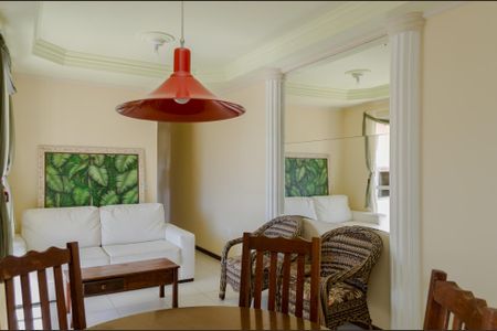 Apartamento para alugar com 81m², 2 quartos e 2 vagasSala