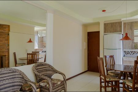 Apartamento para alugar com 81m², 2 quartos e 2 vagasSala