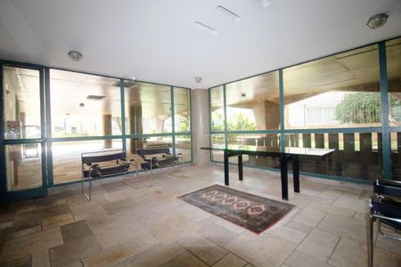 Apartamento à venda com 170m², 3 quartos e 1 vaga Apartamento à venda com 170m², 3 quartos e 1 vagaÁrea comum