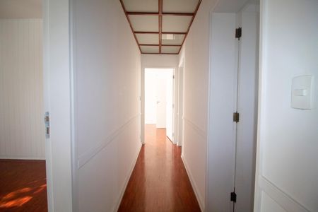 Apartamento à venda com 170m², 3 quartos e 1 vaga Apartamento à venda com 170m², 3 quartos e 1 vagaCorredor