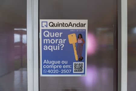 Apartamento para alugar com 136m², 3 quartos e 1 vagaPlaca instalada na Área comum - Salão de Festas na data 01.05.2025