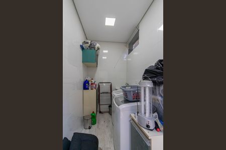 Casa à venda com 367m², 2 quartos e 5 vagasArea de Serviço 