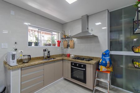 Casa à venda com 367m², 2 quartos e 5 vagas Casa à venda com 367m², 2 quartos e 5 vagasCozinha