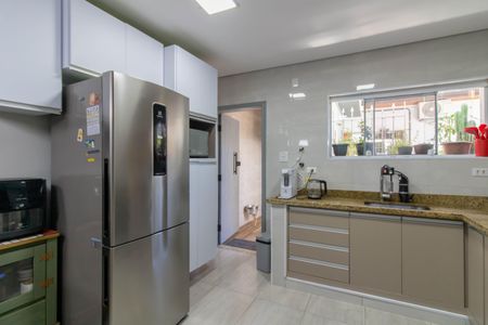 Casa à venda com 367m², 2 quartos e 5 vagasCozinha