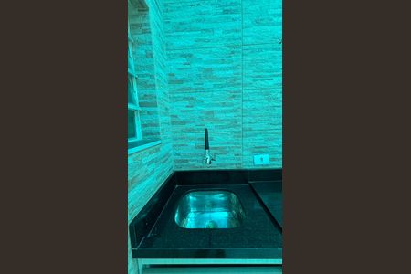 Casa de condomínio para alugar com 100m², 2 quartos e 1 vagaÁrea de Serviço