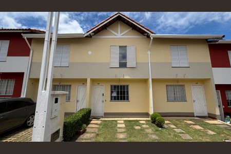 Casa de condomínio para alugar com 100m², 2 quartos e 1 vagaFachada