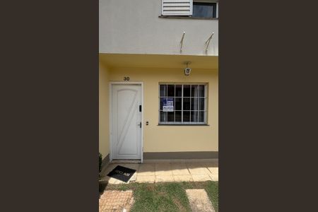 Casa de condomínio para alugar com 100m², 2 quartos e 1 vagaPlaquinha