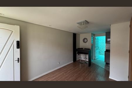 Casa de condomínio para alugar com 100m², 2 quartos e 1 vagaSala 