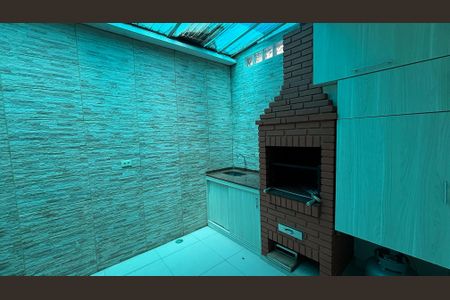 Casa de condomínio para alugar com 100m², 2 quartos e 1 vagaÁrea de Serviço