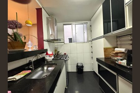 Apartamento à venda com 100m², 2 quartos e 1 vagaCozinha