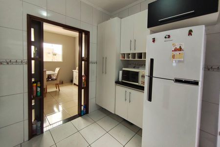 Casa à venda com 160m², 3 quartos e 6 vagas Casa à venda com 160m², 3 quartos e 6 vagasCozinha