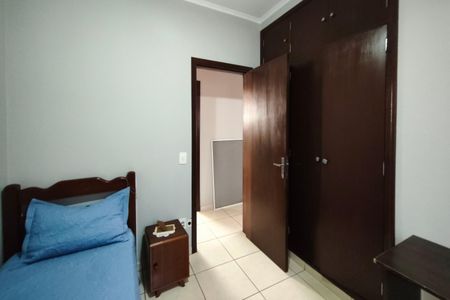 Casa à venda com 160m², 3 quartos e 6 vagas Casa à venda com 160m², 3 quartos e 6 vagasQuarto 3