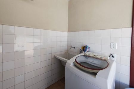 Casa à venda com 160m², 3 quartos e 6 vagas Casa à venda com 160m², 3 quartos e 6 vagasÁrea de Serviço