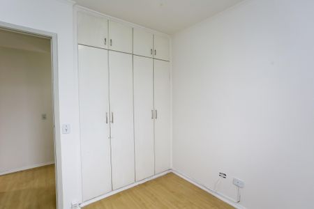 Apartamento para alugar com 64m², 3 quartos e 2 vagasQuarto 2