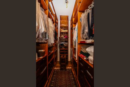 Apartamento para alugar com 240m², 4 quartos e 2 vagasCloset da Suíte Master