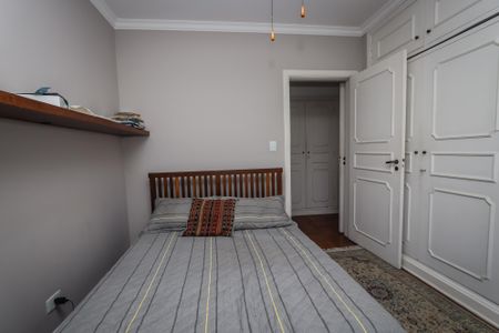 Apartamento para alugar com 240m², 4 quartos e 2 vagasSuíte 2