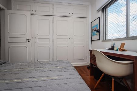 Apartamento para alugar com 240m², 4 quartos e 2 vagasSuíte 2