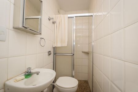 Apartamento para alugar com 240m², 4 quartos e 2 vagasBanheiro de serviço