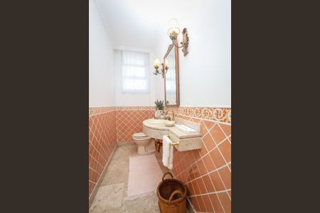 Apartamento para alugar com 240m², 4 quartos e 2 vagasLavabo