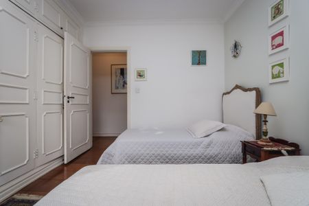 Apartamento para alugar com 240m², 4 quartos e 2 vagasQuarto 1