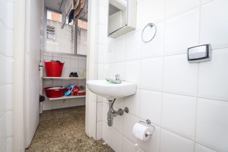 Apartamento para alugar com 240m², 4 quartos e 2 vagasBanheiro de serviço