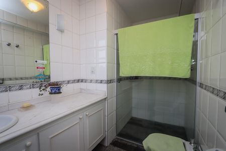 Apartamento para alugar com 240m², 4 quartos e 2 vagasBanheiro da Suíte 2