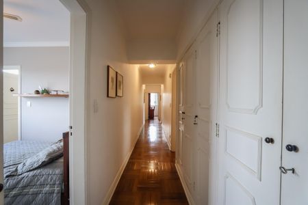 Apartamento para alugar com 240m², 4 quartos e 2 vagasCorredor