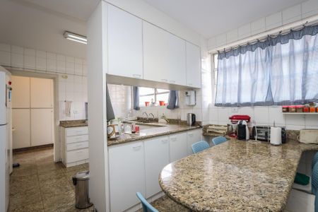 Apartamento para alugar com 240m², 4 quartos e 2 vagasCozinha