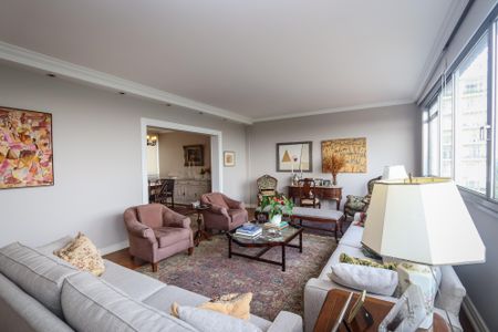 Apartamento para alugar com 240m², 4 quartos e 2 vagasSala