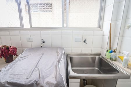 Apartamento para alugar com 240m², 4 quartos e 2 vagasÁrea de Serviço