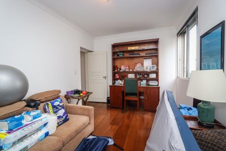 Apartamento para alugar com 240m², 4 quartos e 2 vagasQuarto 2