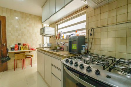 Apartamento à venda com 139m², 3 quartos e 2 vagasCozinha