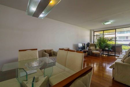 Apartamento à venda com 139m², 3 quartos e 2 vagasSala