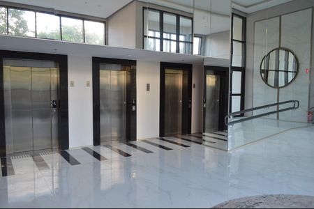 Studio à venda com 25m², 1 quarto e sem vagaElevadores