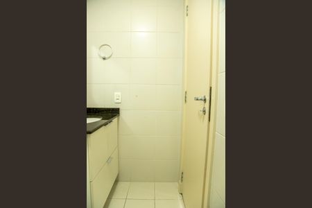 Apartamento à venda com 180m², 2 quartos e 2 vagasBanheiro Social