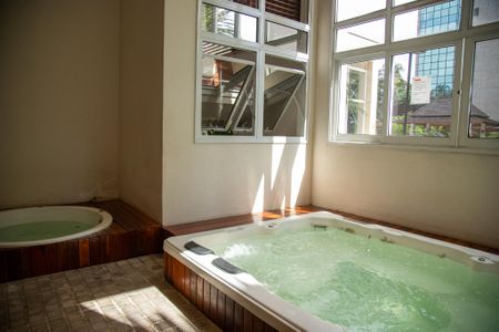 Apartamento à venda com 180m², 2 quartos e 2 vagasÁrea comum