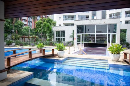 Apartamento à venda com 180m², 2 quartos e 2 vagasPiscina