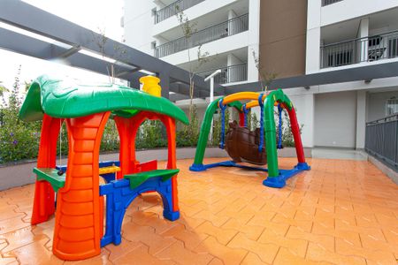 Apartamento à venda com 110m², 3 quartos e 2 vagasÁrea comum - Playground