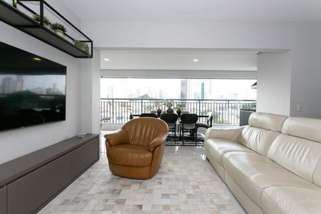 Apartamento à venda com 110m², 3 quartos e 2 vagasSala