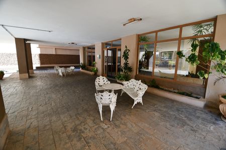 Apartamento à venda com 124m², 2 quartos e sem vagaÁrea comum