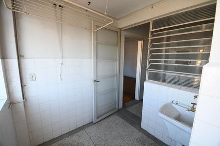 Apartamento à venda com 124m², 2 quartos e sem vagaÁrea de Serviço