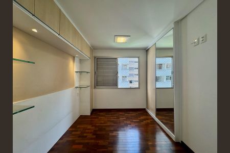 Apartamento para alugar com 80m², 3 quartos e 1 vagaSuíte 