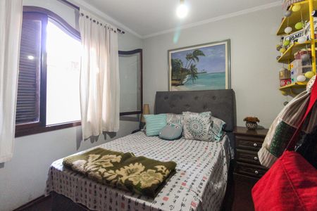 Casa à venda com 858m², 4 quartos e 4 vagas Casa à venda com 858m², 4 quartos e 4 vagasQuarto 2