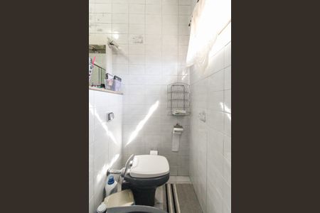 Casa à venda com 858m², 4 quartos e 4 vagas Casa à venda com 858m², 4 quartos e 4 vagasBanheiro da Suíte