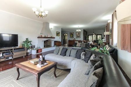 Casa à venda com 858m², 4 quartos e 4 vagas Casa à venda com 858m², 4 quartos e 4 vagasSala 1