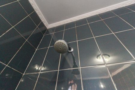 Casa à venda com 858m², 4 quartos e 4 vagas Casa à venda com 858m², 4 quartos e 4 vagasBanheiro 2