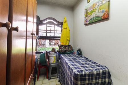 Casa à venda com 858m², 4 quartos e 4 vagas Casa à venda com 858m², 4 quartos e 4 vagasQuarto de Serviço