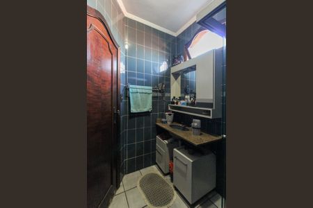 Casa à venda com 858m², 4 quartos e 4 vagas Casa à venda com 858m², 4 quartos e 4 vagasBanheiro 2