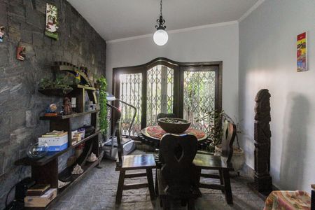 Casa à venda com 858m², 4 quartos e 4 vagas Casa à venda com 858m², 4 quartos e 4 vagasSala 1