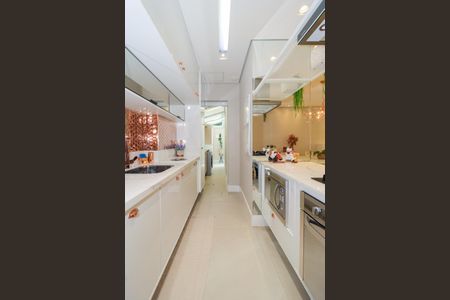 Apartamento à venda com 120m², 2 quartos e 2 vagasCozinha